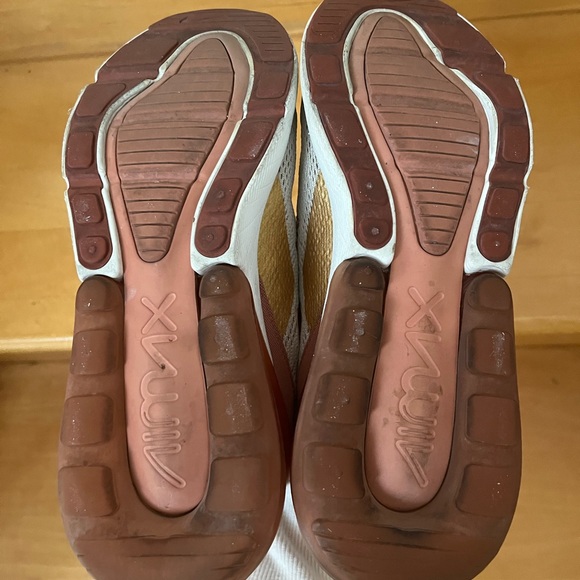 Nike Air Max 270 limited edition - Picture 4 of 5